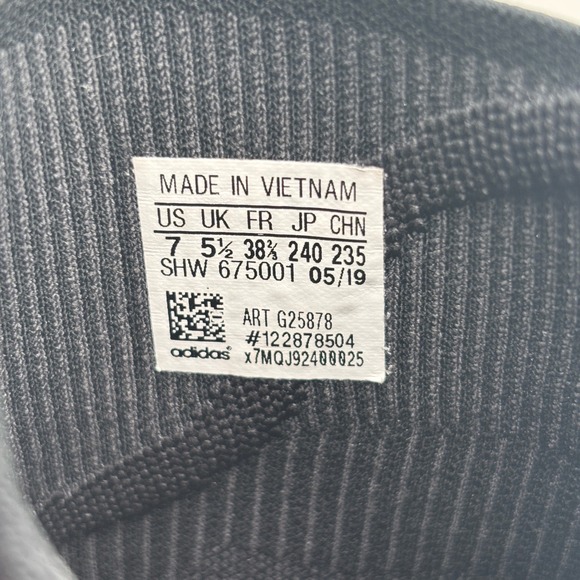 Stella McCartney‎ x Adidas PulseBoost HD Black High Top Sneaker Women's Sz 7 - Picture 2 of 8